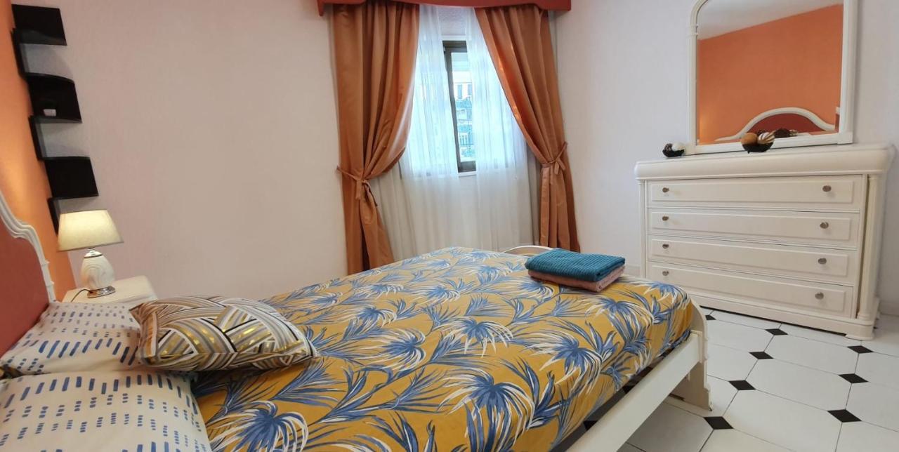 Encantadora Vivienda En El Paseo Maritimo De Salou Ngoại thất bức ảnh