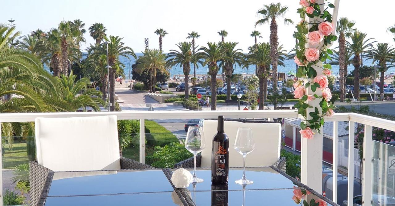 Encantadora Vivienda En El Paseo Maritimo De Salou Ngoại thất bức ảnh